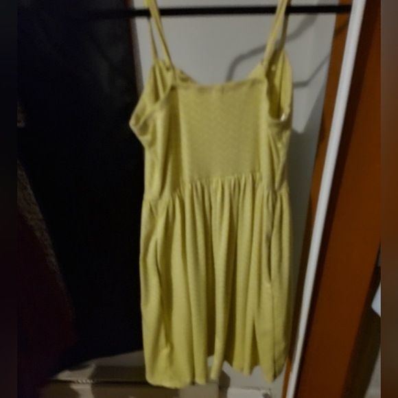 Xhilaration Dress with pockets - Picture 3 of 6